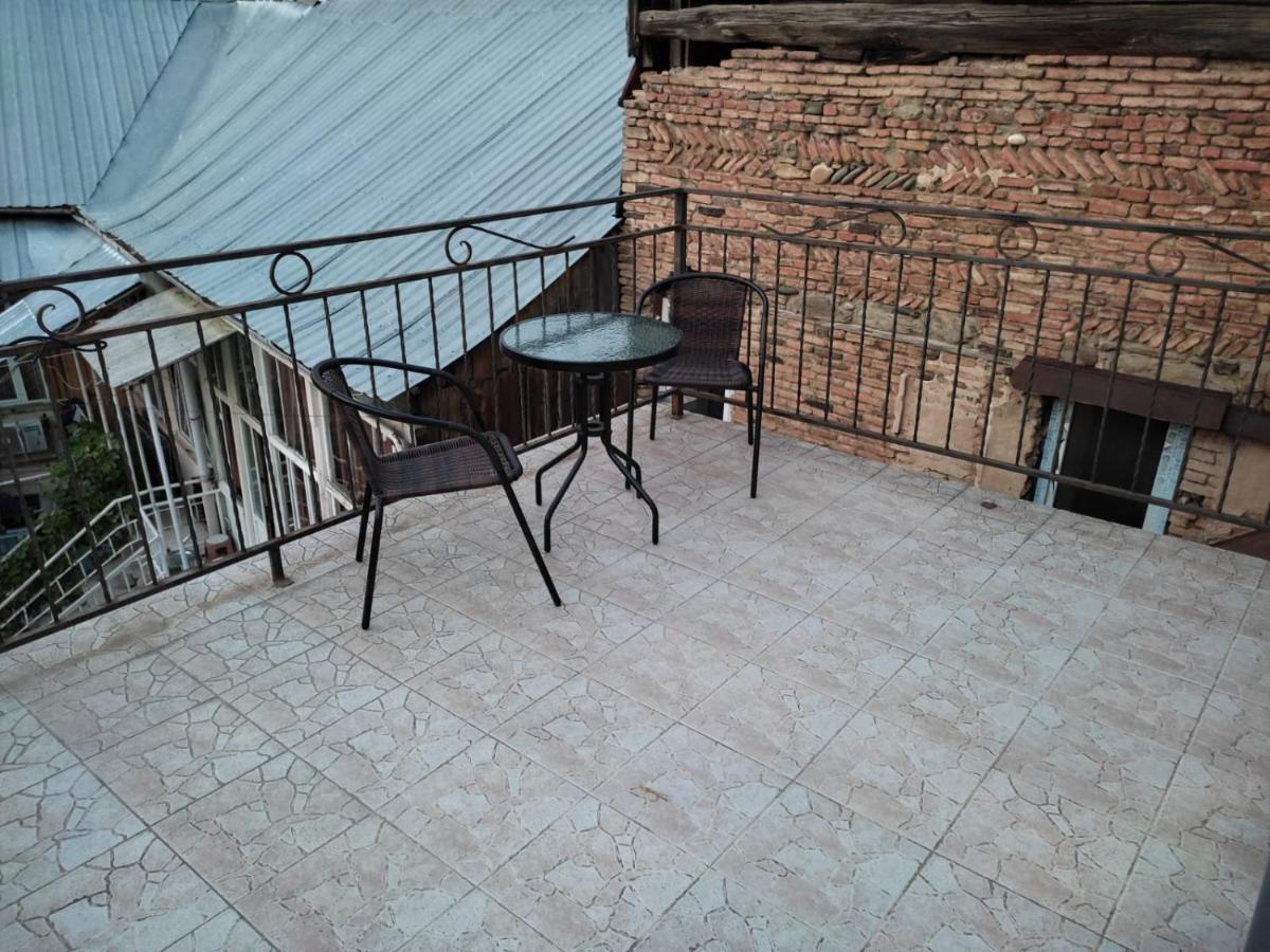 Apartment Dry Bridge Tbilisi Esterno foto