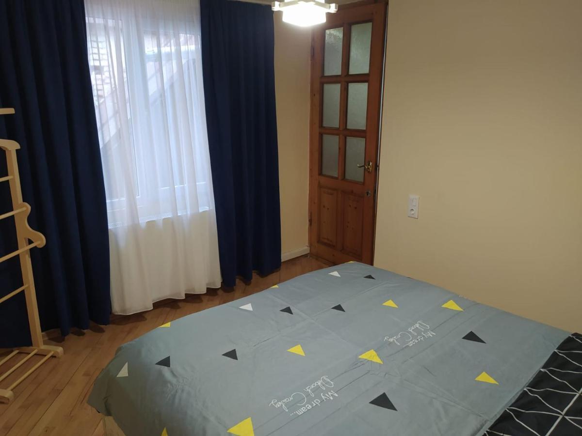 Apartment Dry Bridge Tbilisi Esterno foto