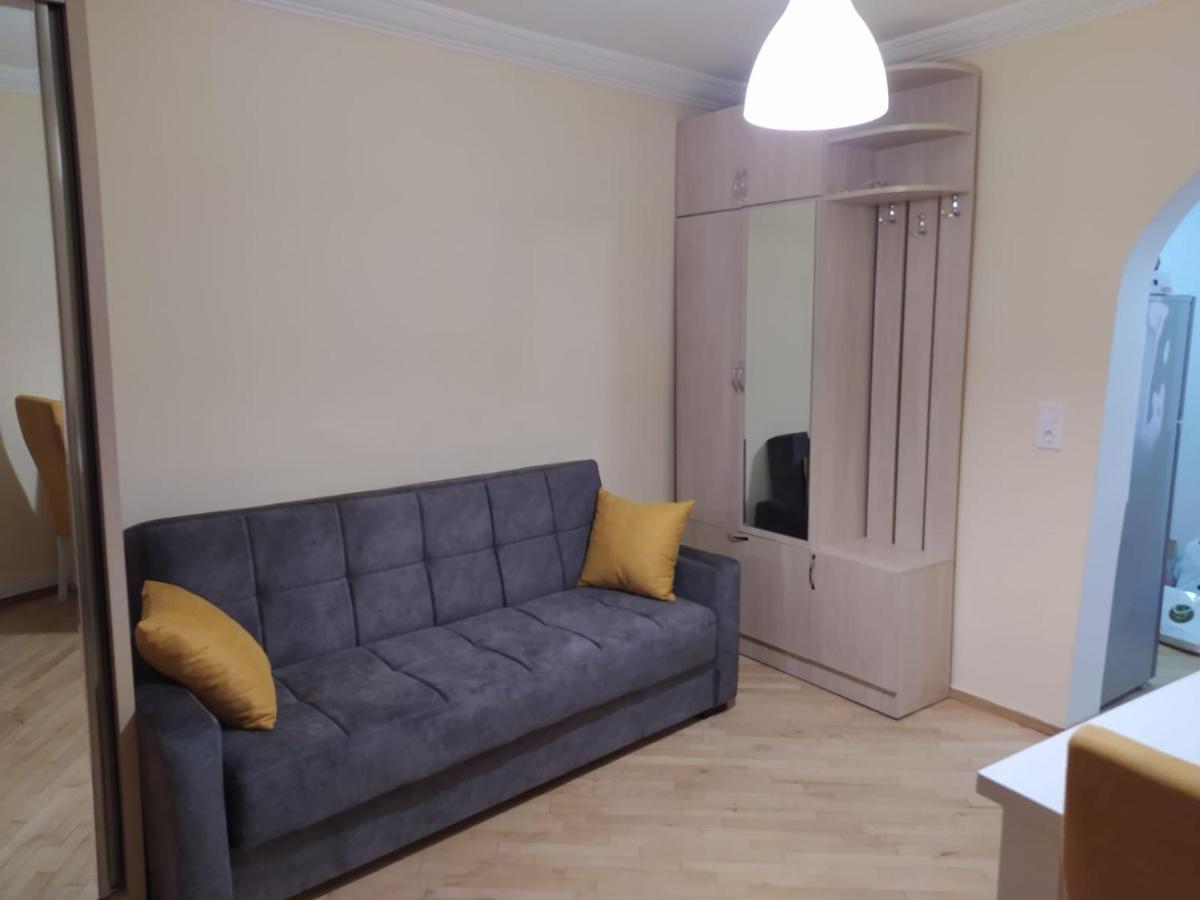 Apartment Dry Bridge Tbilisi Esterno foto