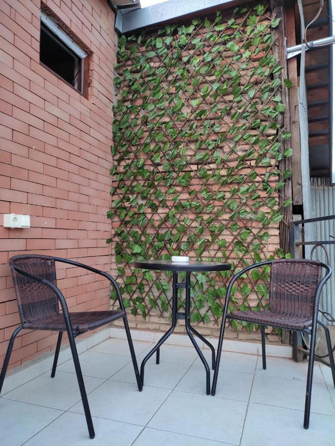 Apartment Dry Bridge Tbilisi Esterno foto